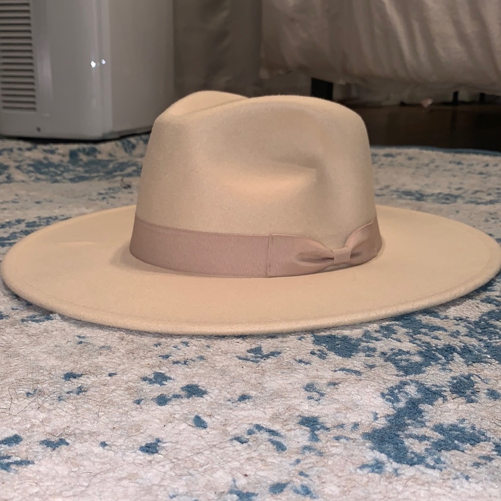 Sungrubbies Temecula Fedora Hat in Ivory